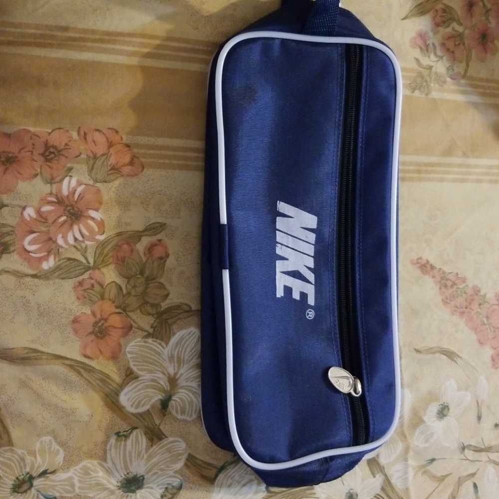 Nike mini travel hand bag